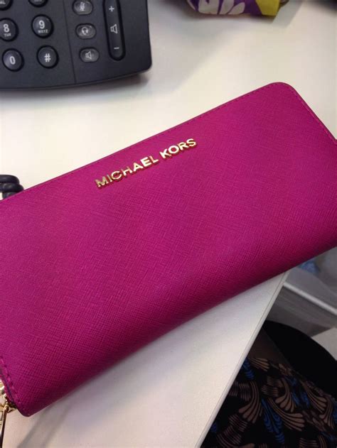 michael kors wallet light pink|Michael Kors hot pink wallet.